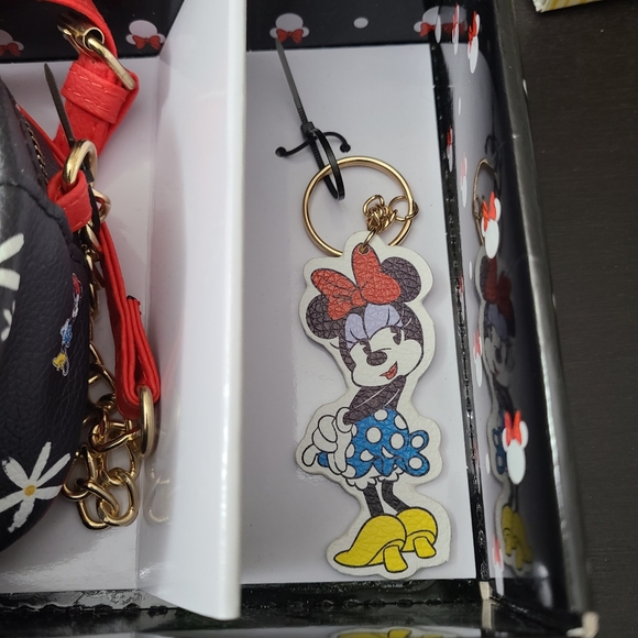 Disney Minnie Mouse Camera bag and Dangle gift set New In Box - Picture 4 of 8